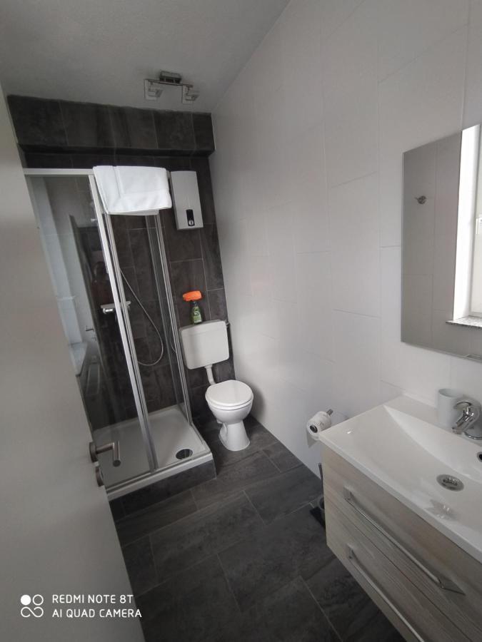 Appartment Bella Italia Erftstadt Eksteriør bilde