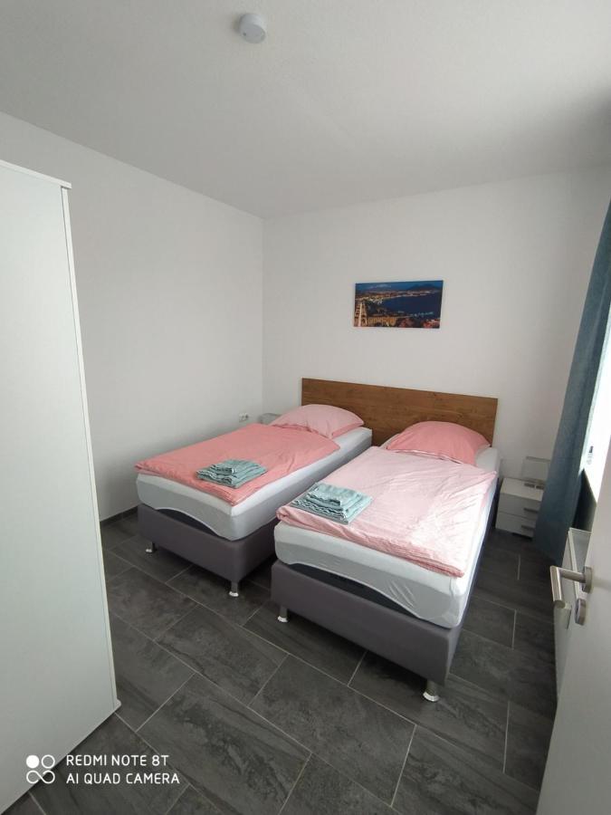 Appartment Bella Italia Erftstadt Eksteriør bilde